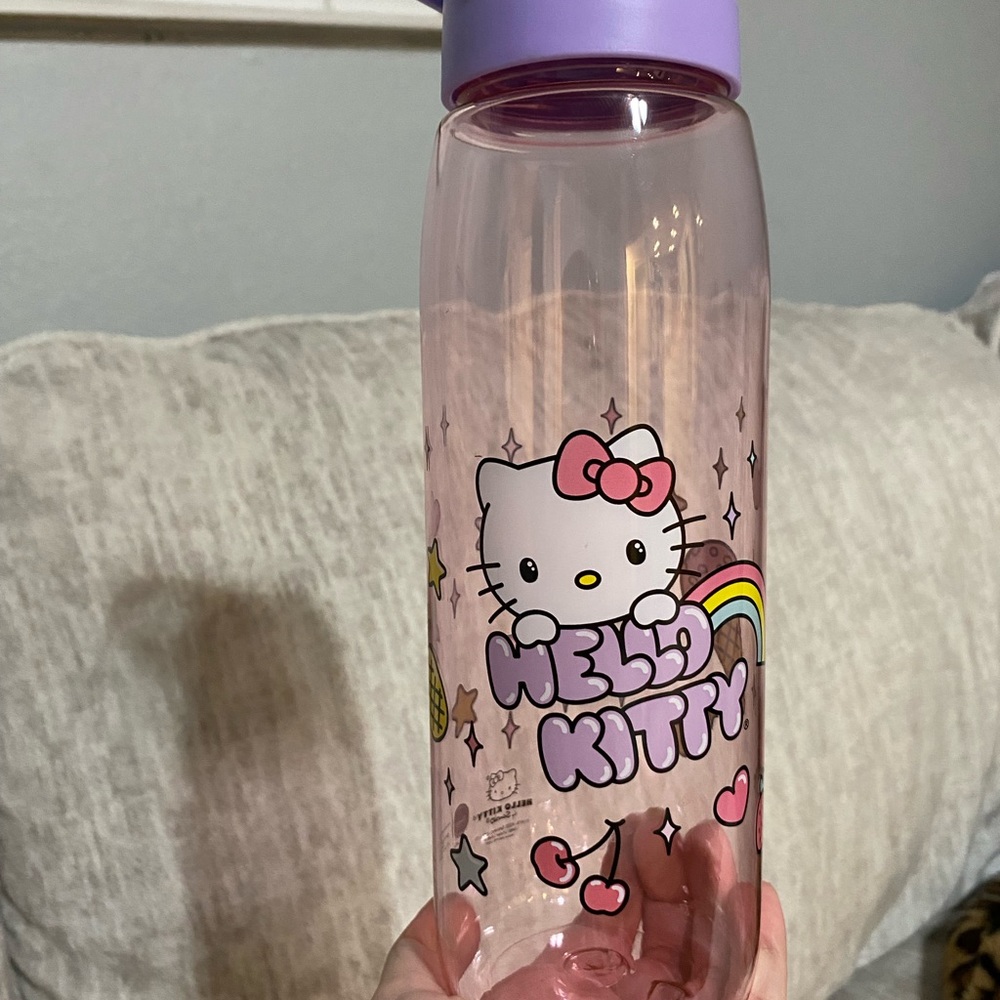 Hello Kitty Cup Bundle - image 7